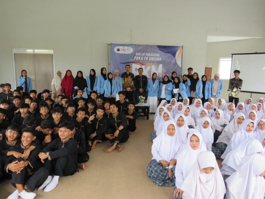 FH Unisba Bangun Kesadaran Hukum di Sekolah, Angkat Isu Kekerasan Seksual dan Bullying