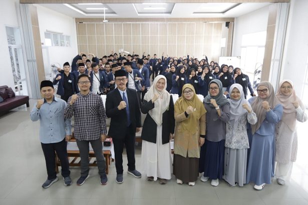 Unisba Dukung Pelaksanaan Pesantren Intensif Madya Mahasiswa Politeknik Al Islam Bandung