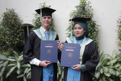 Unisba Lahirkan Wisudawan Terbaik dengan IPK Hampir Sempurna dan Wisudawan Tercepat Lulus Kurang dari 3 Tahun