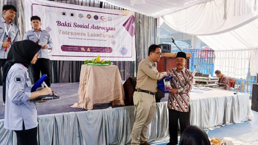 Mahasiswa FK Unisba Gelar Khitanan Massal dan Penyuluhan Kesehatan di Desa Patrolsari