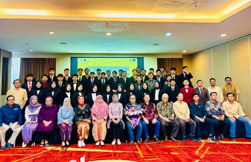 Yudisium dan Pelepasan 41 Wisudawan Teknik Pertambangan Unisba, Kaprodi Tekankan Kompetensi dan Jaringan Pribadi