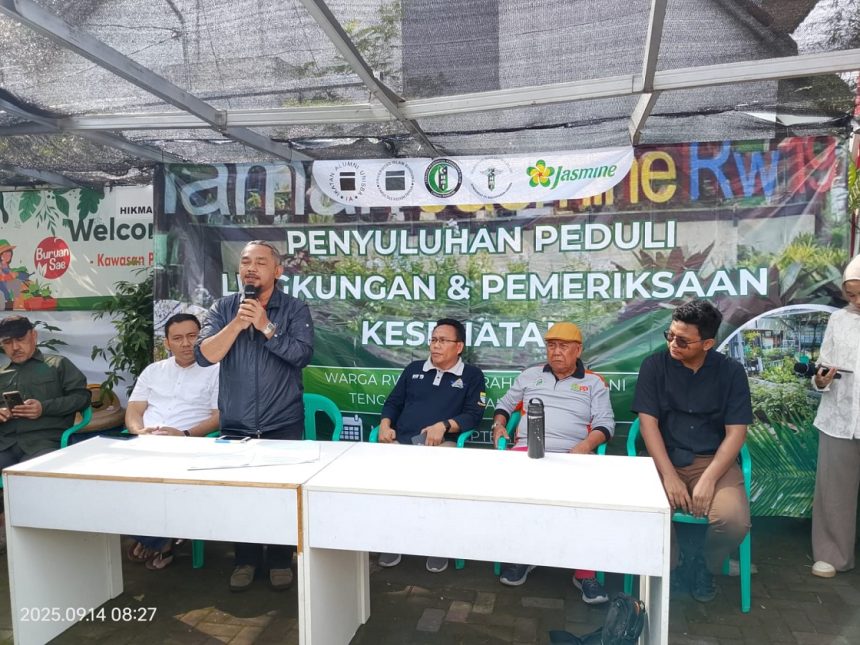 Kerjasama Pengelolaan Sampah Berbasis Insentif Pasar dan Pendidikan:  KSM Taman Jasmin dan  Tim Peduli Lingkungan Ikatan Alumni Unisba