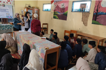 Tim PkM FK Unisba:  Peningkatan Pengetahuan Perilaku Hidup Bersih dan Sehat  Mencegah Penyebaran Skabies di Ponpes Baitur Rohman