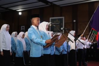 Rektor Unisba Lantik 2.000 Mahasiswa Baru, Ajak Jadi Mujahid, Mujtahid, dan Mujaddid