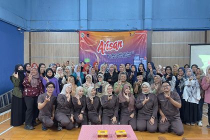 FK Unisba Berdayakan Kader Posyandu Desa Nanjung lewat Program ARISAN