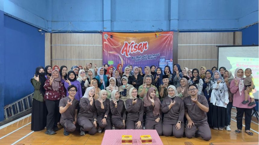 FK Unisba Berdayakan Kader Posyandu Desa Nanjung lewat Program ARISAN