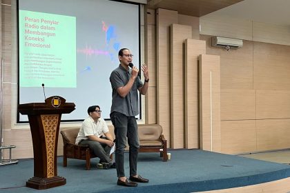 Kolaborasi Fikom Unisba dan Voks Radio Kupas Peran Kreativitas dalam Industri Broadcasting