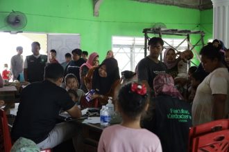 300 Warga Tertangani, Unisba Perkuat Layanan Kesehatan Pascabencana di Kec. Pasar Usang, Kabupaten Agam