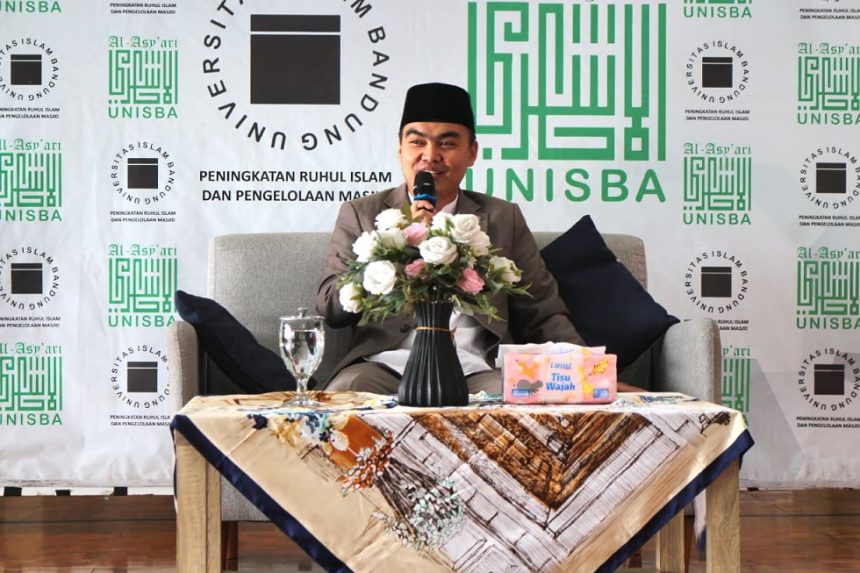 Pengajian Umum Bulanan Unisba, Pesan Istiqamah di Tengah Kesibukan Zaman