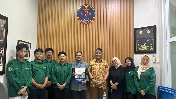 Fakultas Syariah Universitas Tazkia Gandeng YR-ABY & Partners Law Firm melalui PKS dan Kelas Tamu Hukum