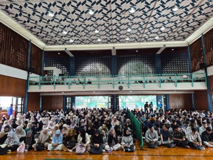 Perkuat Spiritualitas Kampus Islami, Unisba Gelar Tasmī’ Al-Qur’an untuk Mahasiswa