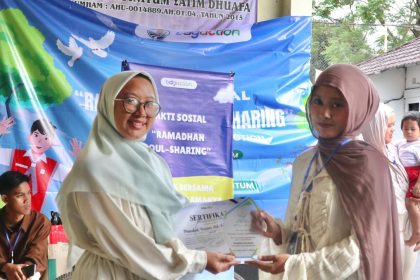 Integrasikan Filantropi dan Edukasi: Aksi Nyata Mahasiswa Unisba di Pondok Yatim Ad-Infinitum Tegalega