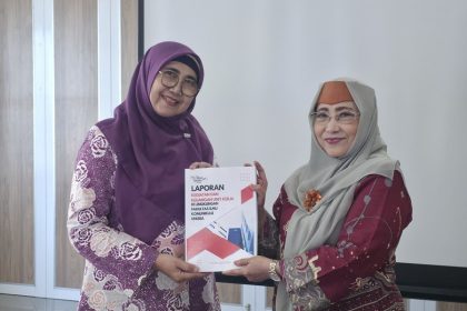 Fikom Unisba Gelar Serah Terima Jabatan Dekan Masa Bakti 2026–2030