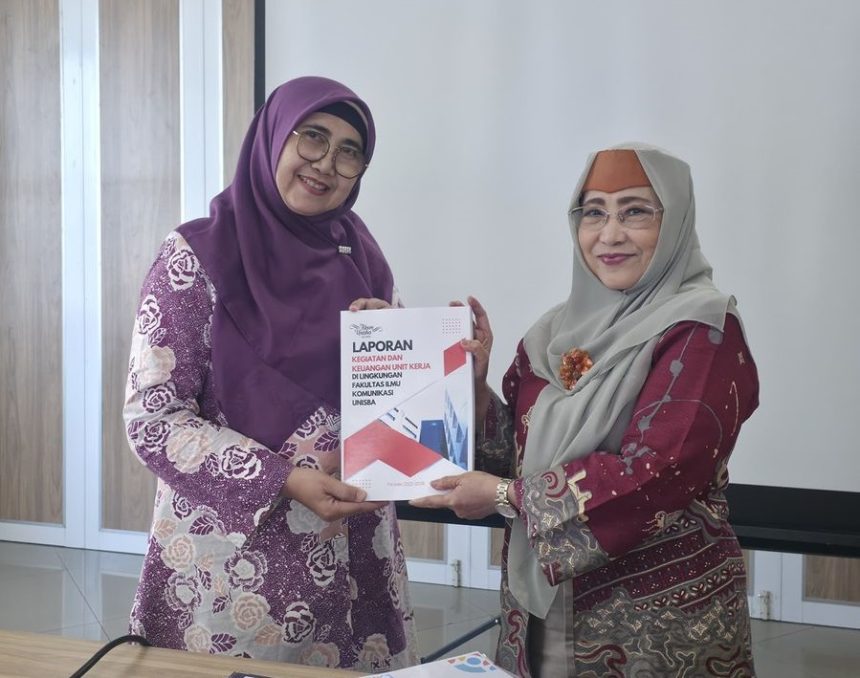 Fikom Unisba Gelar Serah Terima Jabatan Dekan Masa Bakti 2026–2030