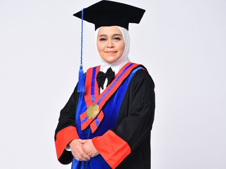 Jelang Pengukuhan Guru Besar, Prof. Dr. Dini Dewi Heniarti, S.H., M.Hum. Tunjukkan Keteguhan dalam Perjalanan Akademik