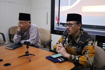 Unisba Lepas Lima Pegawai Berhaji, Rektor Tekankan Pentingnya Niat dan Doa