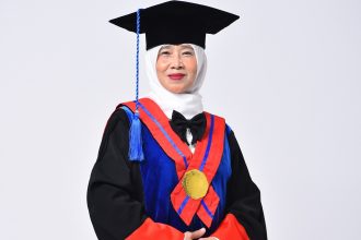 Konsistensi Akademik, Prof. Dr. Lina Jamilah, S.H., M.H. Raih Gelar Guru Besar