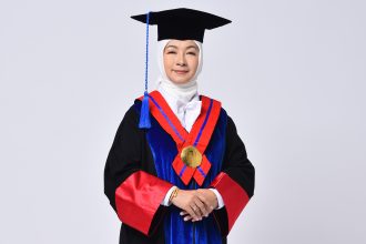 Prof. Dr. Ratna Januarita, S.H., LL.M., M.H., Guru Besar Baru Unisba yang Kembangkan Keilmuan Hukum Kontrak  