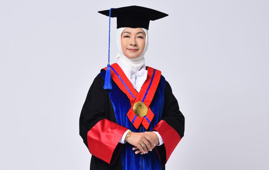 Prof. Dr. Ratna Januarita, S.H., LL.M., M.H., Guru Besar Baru Unisba yang Kembangkan Keilmuan Hukum Kontrak  