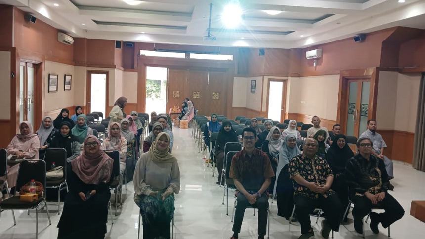 Fikom Unisba dan SMA PGII Bandung Dorong Ketahanan Keluarga di Era AI Melalui Penguatan Komunikasi Orang Tua dan Remaja