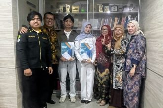 FEB Unisba Resmikan Duta FEB 2026, Perkuat Jiwa Kepemimpinan dan Karakter Mahasiswa