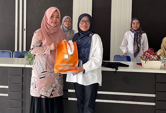 FEB Unisba Sosialisasikan Pendidikan Tinggi di MAN 1 Cianjur, Dorong Siswa Siap Hadapi Masa Depan