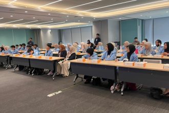 Mahasiswa Perbankan Syariah Unisba Kunjungan Industri ke Bagian Treasury & Global Market Bank Syariah Indonesia