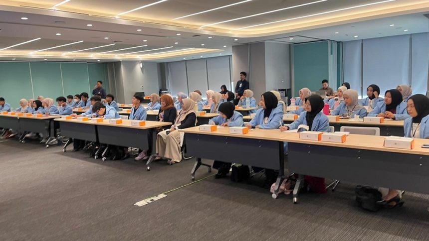 Mahasiswa Perbankan Syariah Unisba Kunjungan Industri ke Bagian Treasury & Global Market Bank Syariah Indonesia
