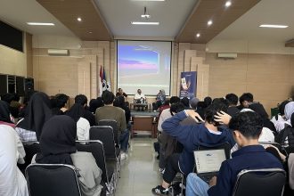 Fikom Unisba Dorong Mahasiswa Jadi Pengguna Fintech yang Cerdas dan Kritis