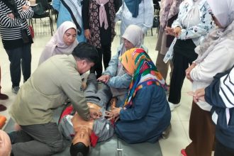 Tim PKM FK Unisba Bersama 3IKB Gelar Pelatihan Resusitasi Jantung untuk Tingkatkan Kesiapsiagaan Darurat