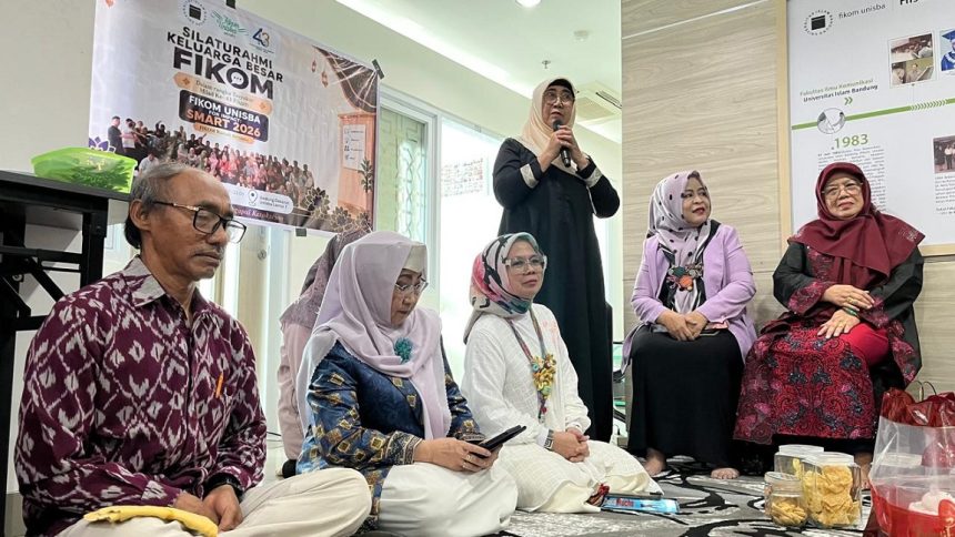 Dekan Fikom Unisba Ajak Sivitas Perkuat Solidaritas di Tengah Tantangan Perguruan Tinggi