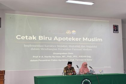 Pesantren Apoteker Perdana Unisba, Terobosan Baru Pembinaan Karakter Islami Calon Tenaga Farmasi
