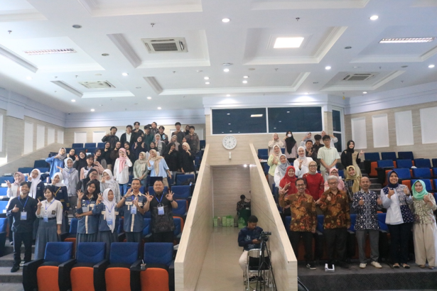 Prodi Statistika Unisba Tingkatkan Kompetensi Pengurus OSIS SMA/Sederajat melalui Pelatihan Infografis Berbasis Data