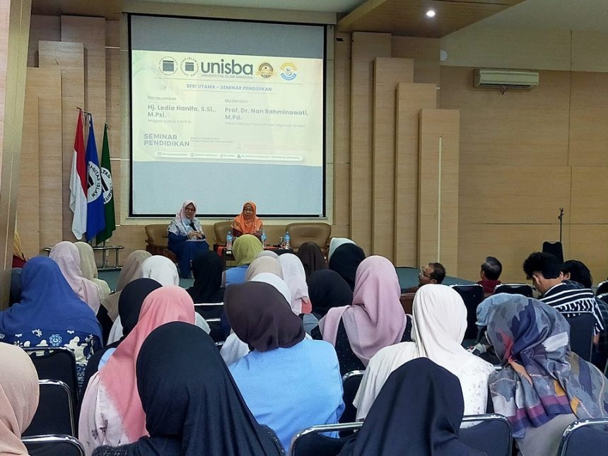 Prodi  Magister Pendidikan Islam FTK Unisba Gelar Seminar: Perkuat Sinergi Pendidikan Islam dan Pendidikan Nasional Membangun Generasi Berkarakter