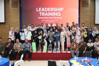 Tingkatkan Kompetensi Kepemimpinan Tendik, Unisba Gelar Leadership Training Batch 1