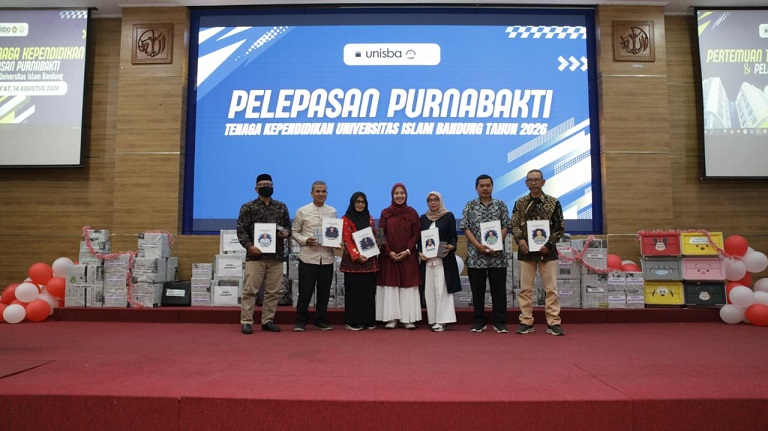 Unisba Pererat Silaturahmi Tenaga Kependidikan melalui Pertemuan dan Pelepasan Purnabakti