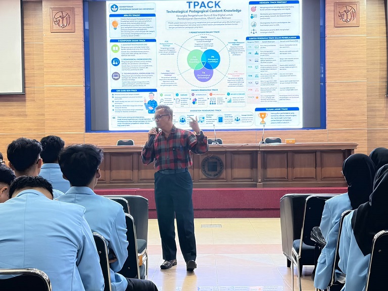 Sebanyak 112 mahasiswa semester 7 Program Studi Pendidikan Agama Islam (PAI) Fakultas Tarbiyah dan Keguruan (FTK) Universitas Islam Bandung (Unisba) mengikuti kegiatan pembekalan Pengenalan Lapangan Persekolahan (PLP) Tahun 2026, Rabu (26/8/2026).