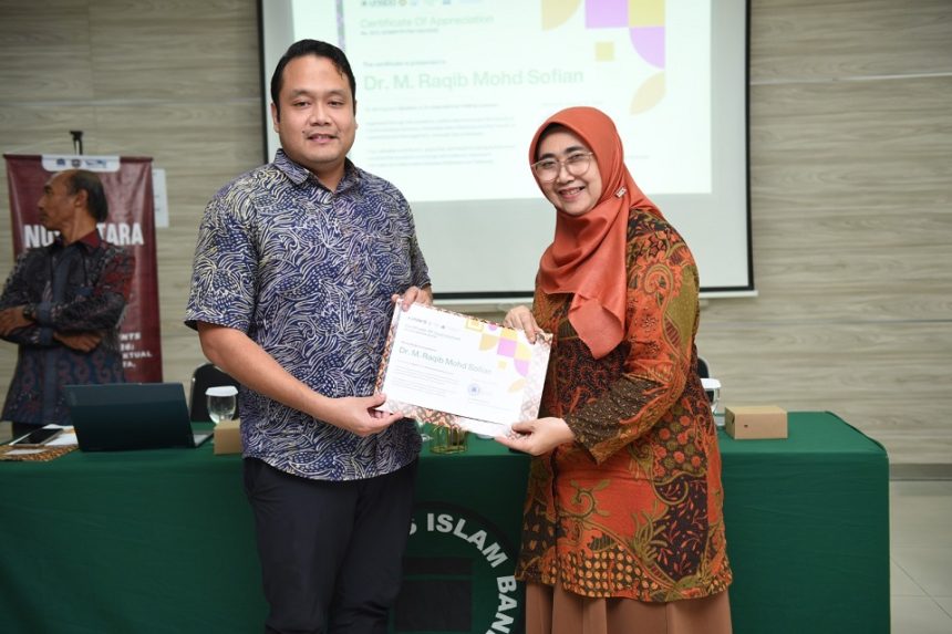 Pengalaman Belajar Adaptif Fikom Unisba dan USIM Malaysia