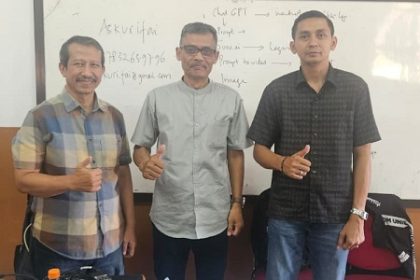 Tim Dosen Stikom Bandung Bekali SIswa SMA Kemampuan Ai