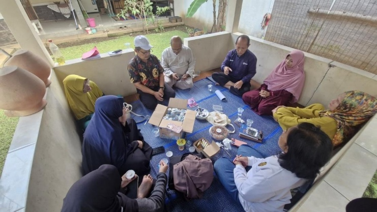 Mahasiswa Profesi Psikologi Unisba Perkuat Sense of Community Warga Buruan SAE Ekoswara Permata