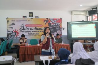 Communicating Change: Siswa SLB Diperkuat Melalui Public Speaking dan Personal Branding Digital