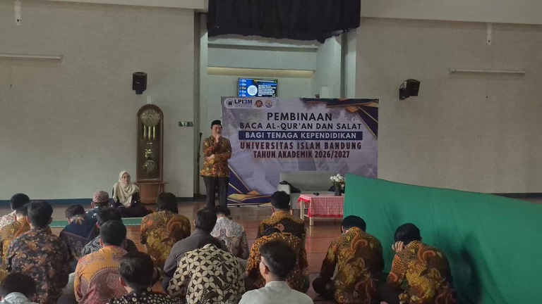 Tingkatkan Kemampuan Baca Al-Qur’an, Unisba Mulai Pembinaan BTQ bagi Tenaga Kependidikan