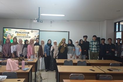 Dosen Tamu Kolaboratif Unisba–UMJ Bahas Hubungan Bisnis dan Akuntansi bagi Mahasiswa Semester Awal
