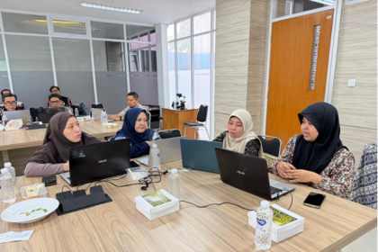 FK Unisba Bekali Dosen Keterampilan Menulis Buku dari Hasil Riset