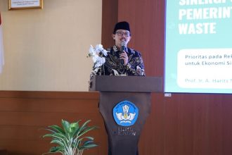 Rektor Unisba Paparkan Best Practice “Sampah Tuntas” dalam Program GRADASI LLDIKTI IV